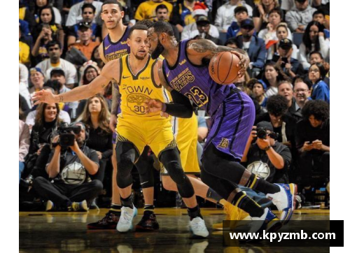 5845cc威尼斯震撼篮球赛场 NBA巨星们的精彩对决与震撼瞬间回顾 - 副本
